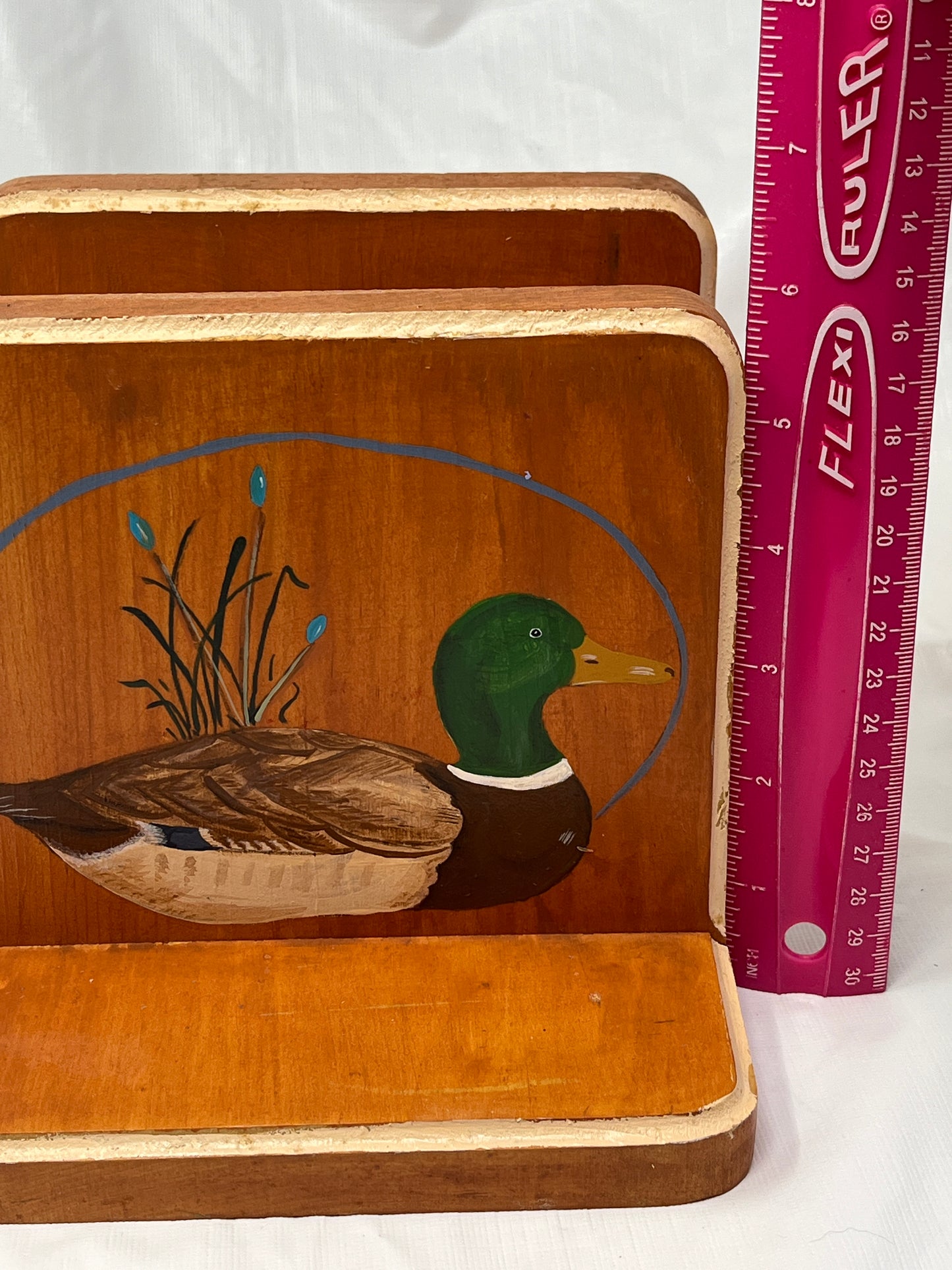 Vintage Wooden Bookends β Hand-Painted Mallard Ducks (Pair, 1988)