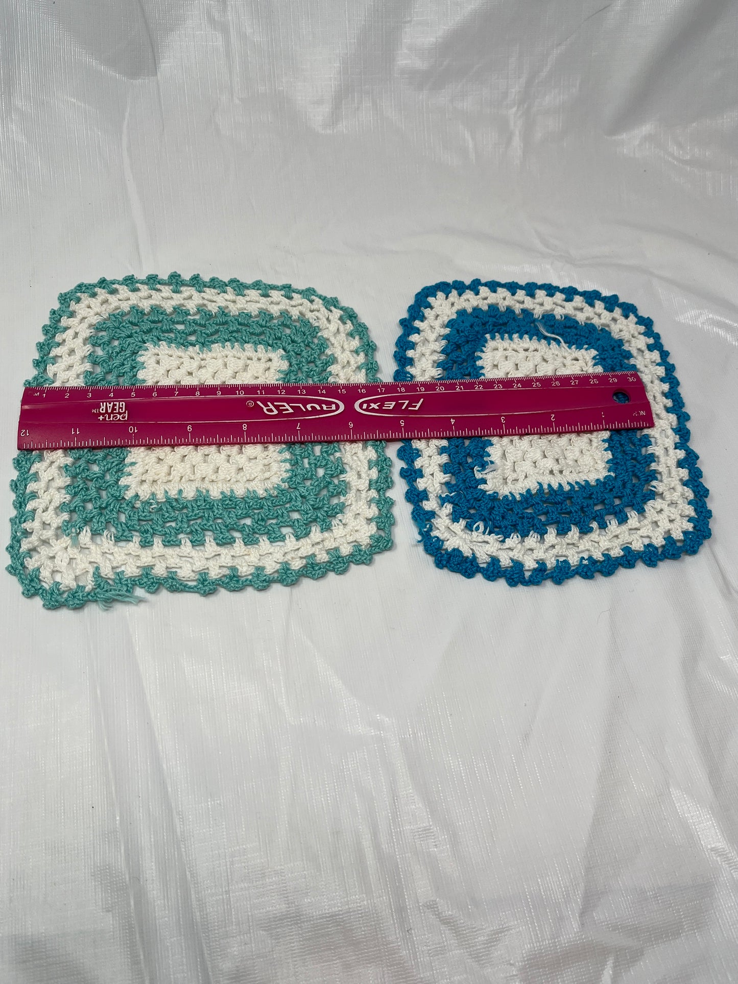 Set of 2 Vintage Crochet Pot Holders β Blue & Aqua Squares