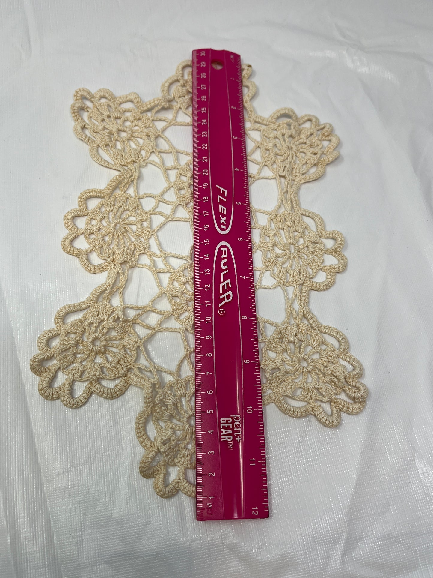 Vintage Crocheted Doily β Cream Rectangle Floral, 12" x 8"