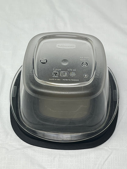 Rubbermaid Premier Storage Square Container 2 Cup Clear w/ Black Lid FG7H75