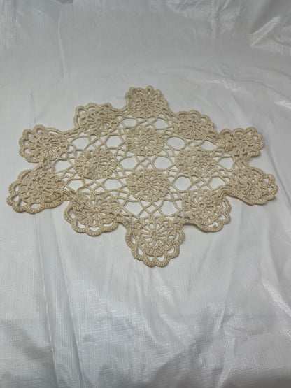 Vintage Crocheted Doily – Cream Starflower, 12"