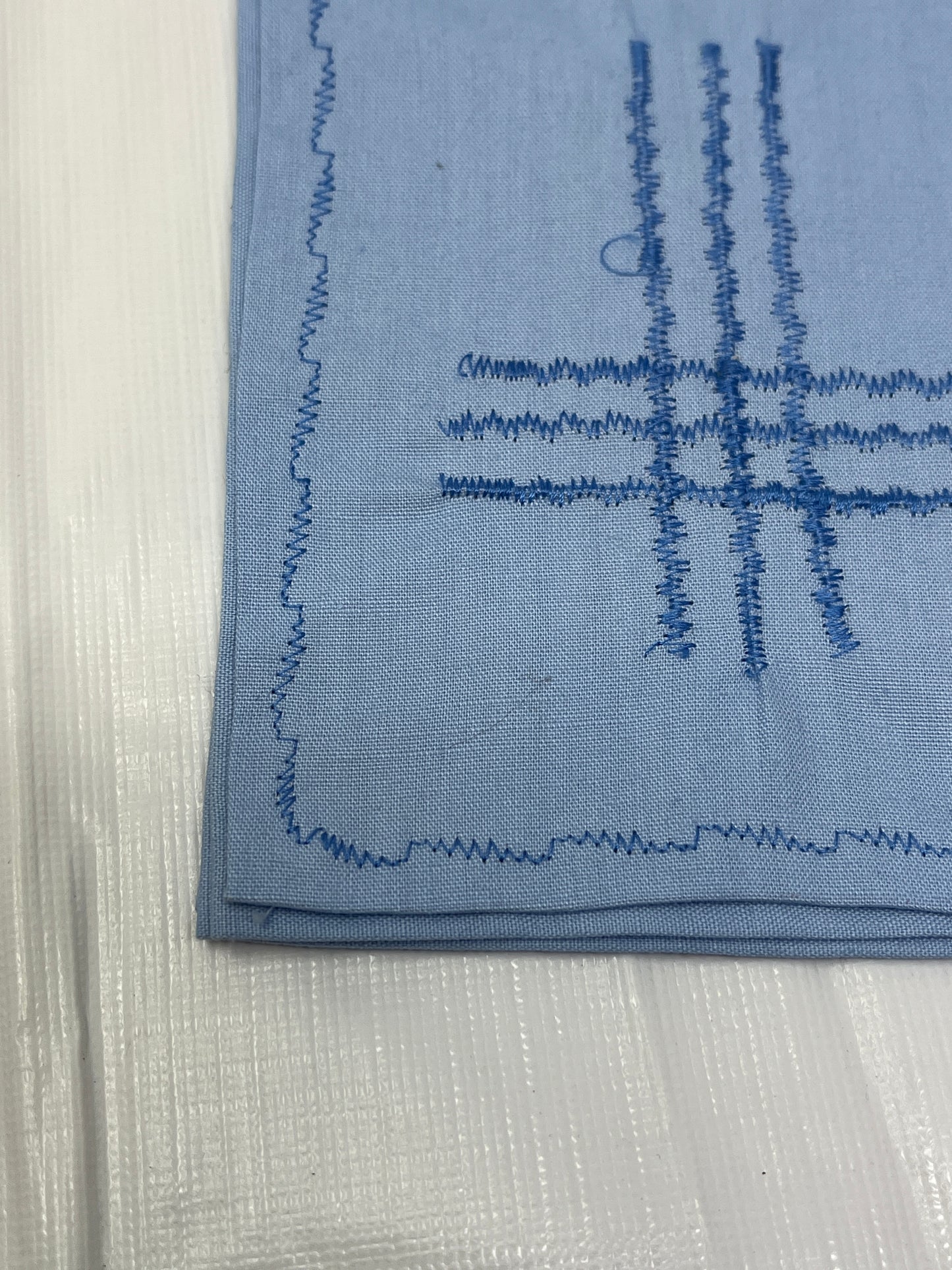 Set of 3 Vintage Linen Napkins Blue Appliqué Embroidered 14 Inch
