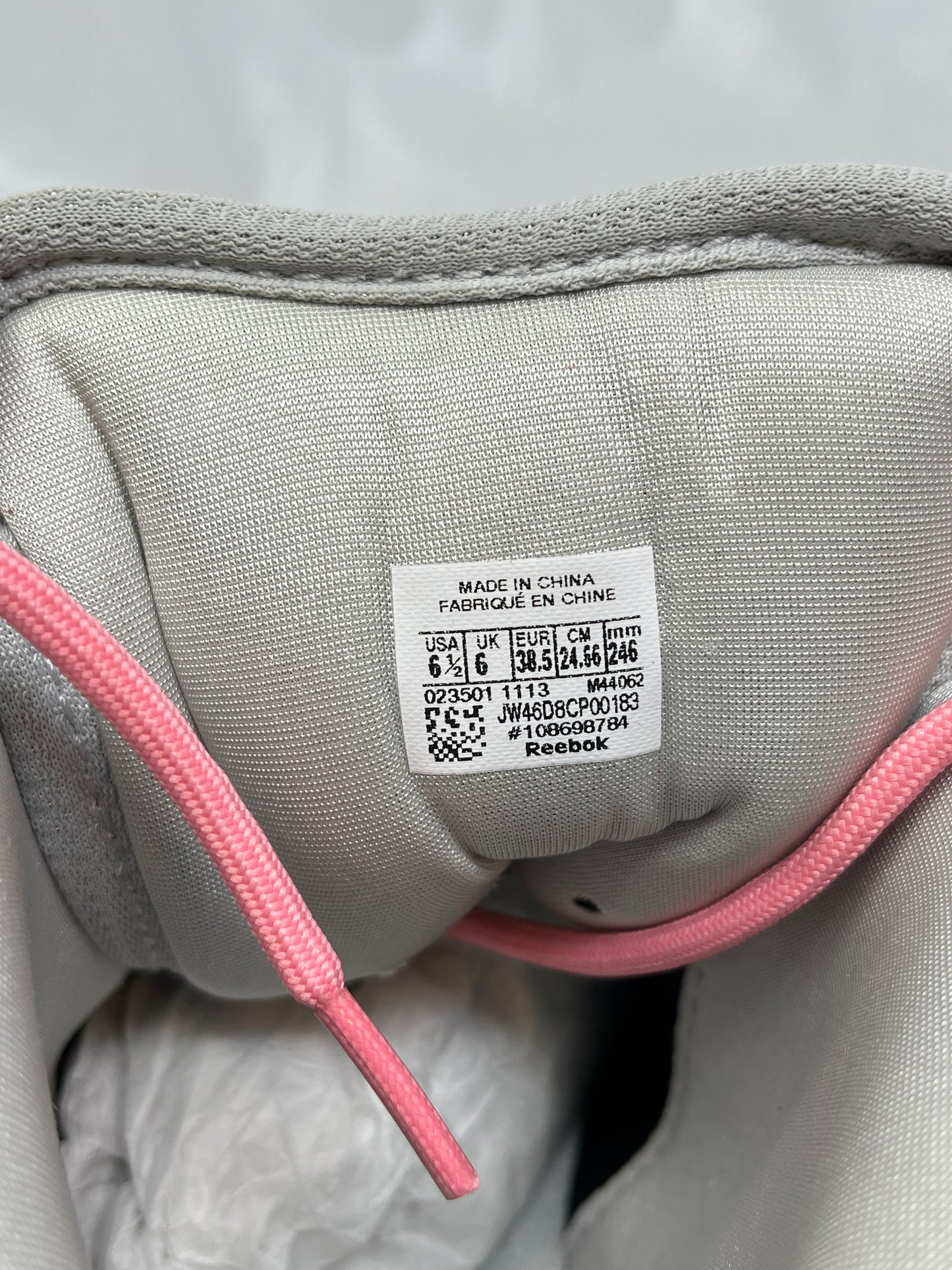 Reebok Question Mid Girls Sneakers – Size 6.5, Scarlet/Light Pink/White