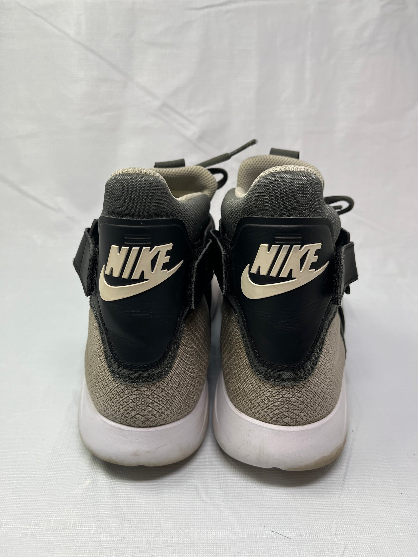 Nike Incursion Mid Men Sneakers 917541-002 Size 12