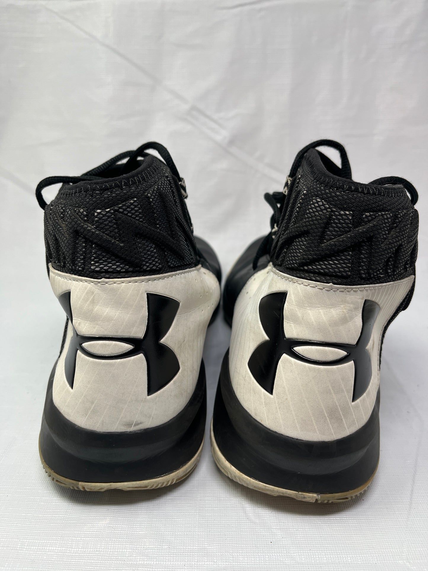 Under Armour Rocket Black White Basketball Shoes Mens Size 13