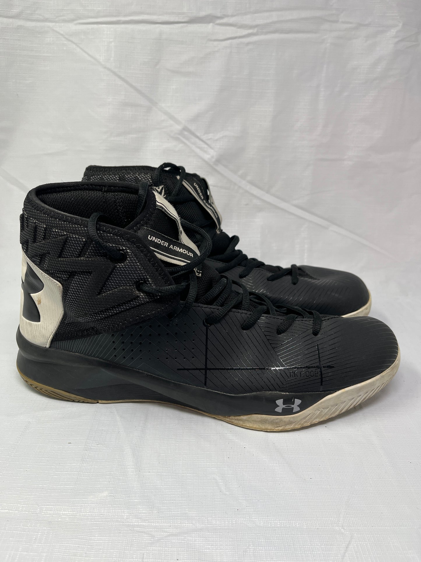 Under Armour Rocket Black White Basketball Shoes Mens Size 13