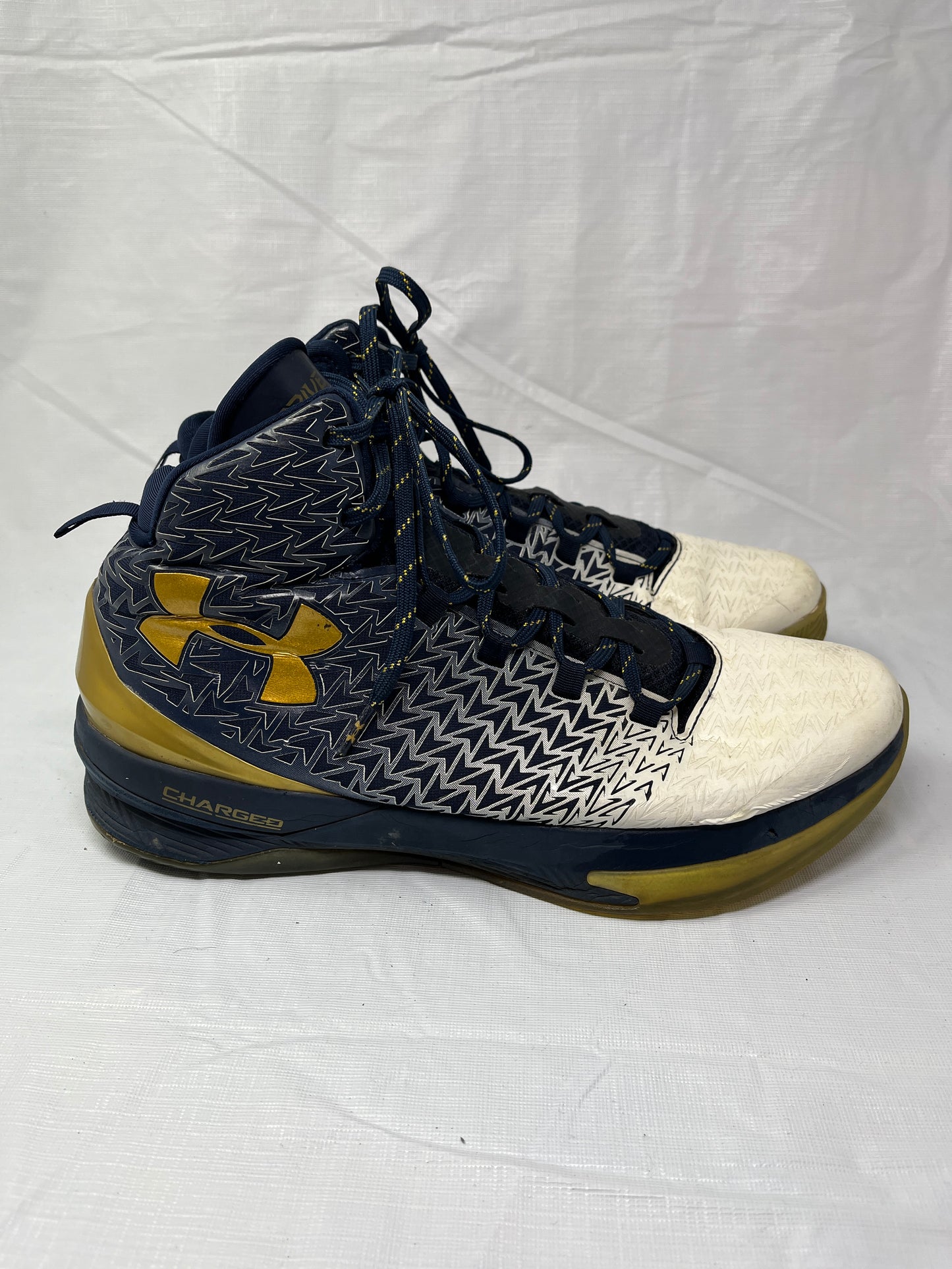 Under Armour Blue White Sports Shoes Sneakers Size 13