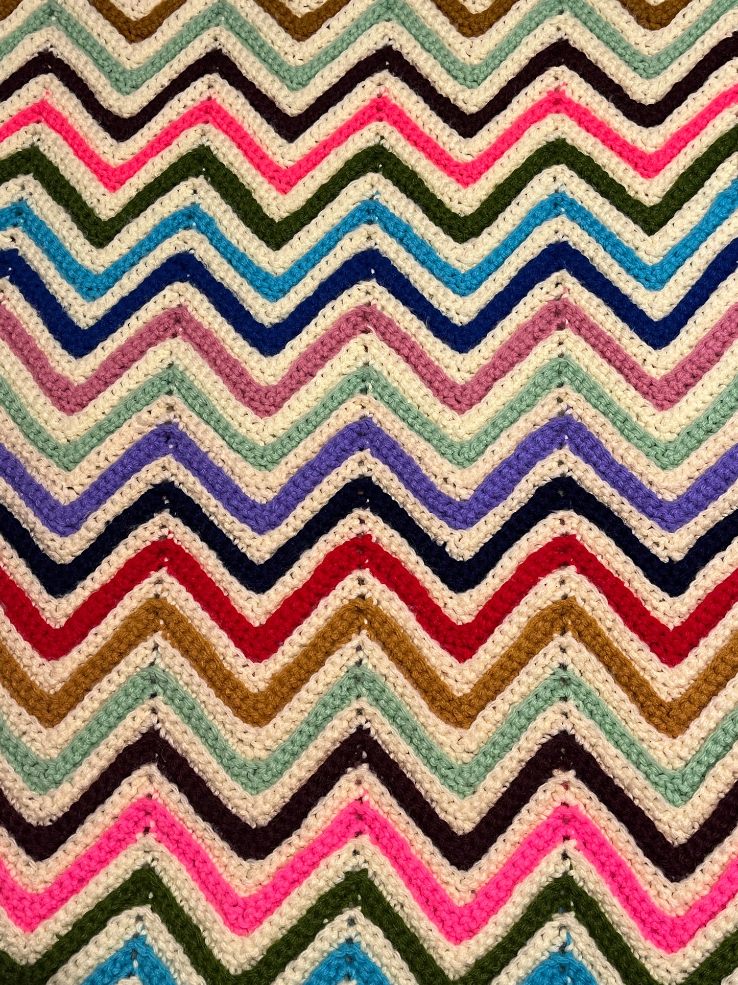 Vintage Handmade Chevron Afghan Blanket 80x54 Multicolor Red Fringe